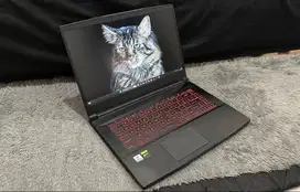 Laptop MSI GF63 Thin 10 SCS i7 RAM 16 GB
