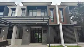 Rumah PIK2 Cluster Danau uk 8x27 Bagus Termurah