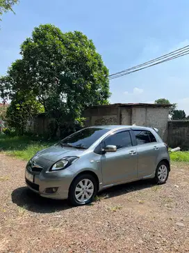 Toyota Yaris E Manual 2010