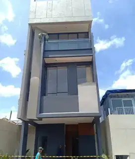 RUMAH DIJUAL BRAND NEW PERMATA HIJAU MANSION LOKASI STRATEGIS