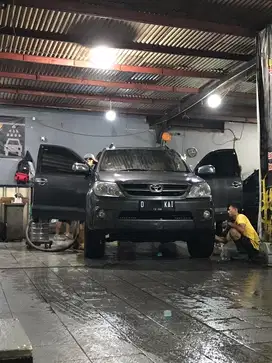 Fortuner 2.7 V 2005 tipe tertinggi 4x4 bensin