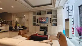 Rumah Crown Golf PIK Uk 8x24 Semi Furnished Rapih Bersih Bagus