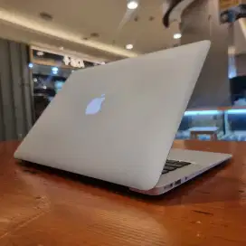Macbook Air 13 2017 intel Core i5 - RAM 8 GB/ SSD 128 GB