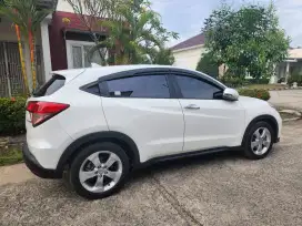 DIJUAL MOBIL HRV E CVT-AT 2016 183jt