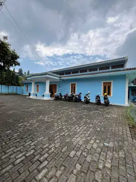Villa, Desa Ciberiem, Cisarua, Puncak.