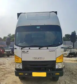 Isuzu Elf NMR L 6 Roda Box Long Chasis Tahun 2022