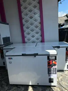 Freezer GEA 330 ltr Original Belum Pernah Service