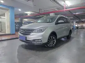 Wuling Cortez  1.8 C Bensin-AT 2018 Silver