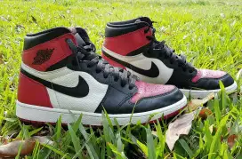 Sneakers cowo Nike Air Jordan 1 High Bred Toe Original lengkap size 46