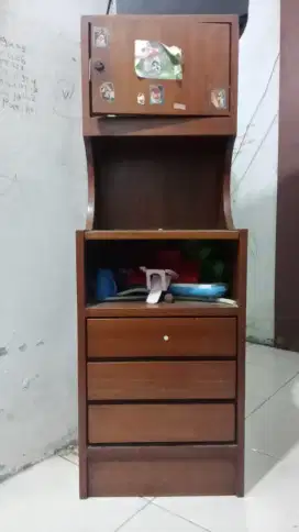 Lemari kayu jati