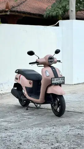 YANAHA FAZZIO HYBRID 2025