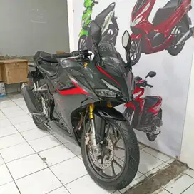HONDA CBR 150 R NEW LED 2022 LIKE NEW DAPATKAN VOCHER 200K