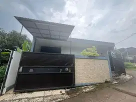 Dijual cepat rumah luas