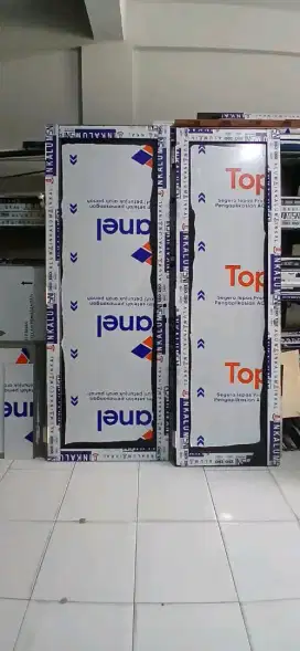 Pintu kamar mandi ACP