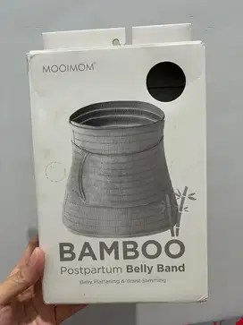 Korset Mooimom ukuran M Grey