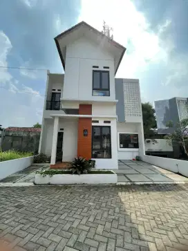 Rumah murah  2 lantai 500jt -an di JATIASIH
