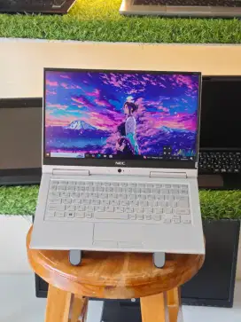 Laptop Touchscreen Murah 8GB SSD Siap Kerja!