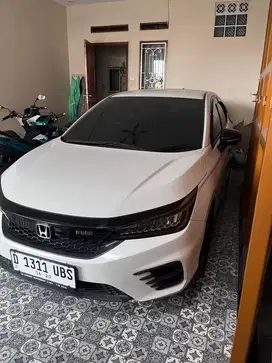 city hachback rs