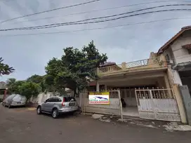 SUPER MEGAH! 7 KAMAR TIDUR Strategis di Pondok Bambu – Jakarta Timur