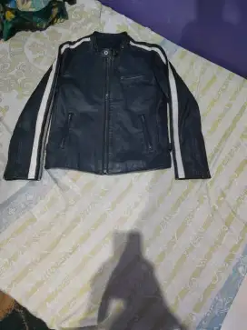 Jaket kulit kuda