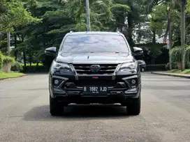 Toyota Fortuner Vrz Trd Matic 2020 Diesel Hitam Siap Pakai