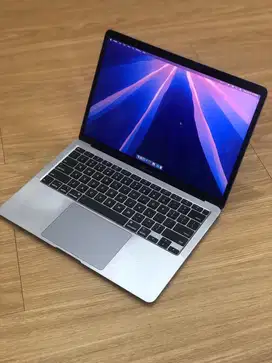 MacBook Air A2179 2020, 8/256, 13 inch