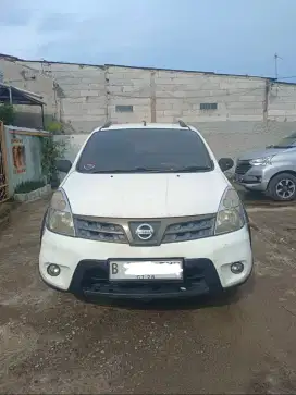 DISEWAKAN MOBIL NISSAN GRAND LIVINA XGEAR