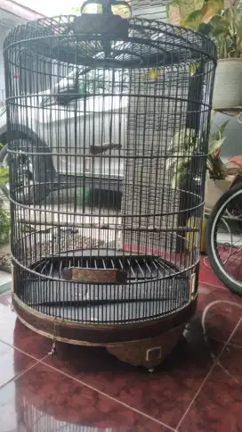 Kandang Burung Kapsul