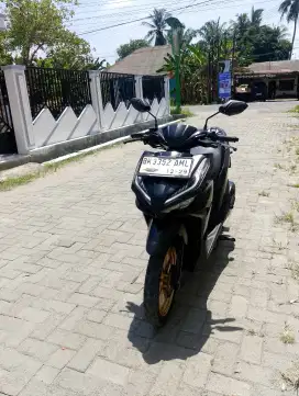 VARIO 125 CBS ISS