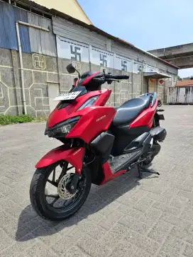 Honda Vario 160 CBS Merah 2023