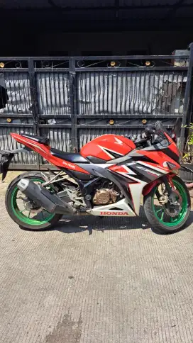 CBR 150R 2020 ABS