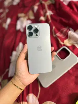 Jual santai iphone 15 promax ibox bergaransi