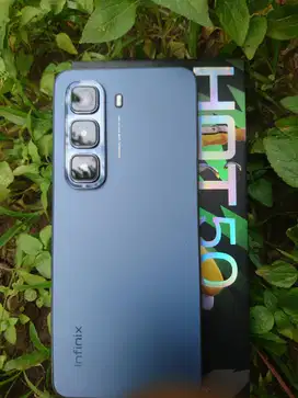 Infinix HOT 50 4G – Gaming Ngebut, No Lag, Full Power Helio G100!