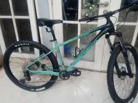 Polygon XTRADA 6 Like new