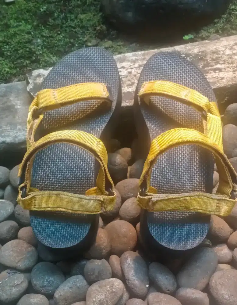 Sandal Gunung TEVA Original Made In Elsavador