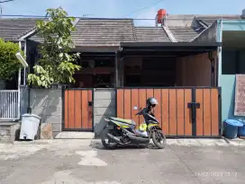 Rumah di Cisaranten Arcamanik siap huni 1,5lantai