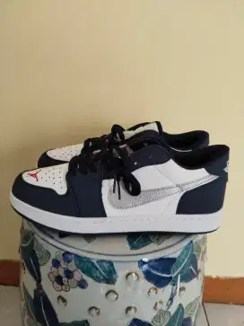 Nike SB x Air Jordan 1 Low