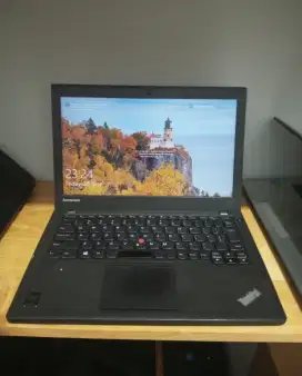 Lenovo Thinkpad X240 Core I5-4210U DDR 8GB SSD 128GB 12.5 2.5 Jam