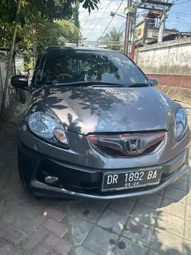 BRIO E PAKAI PRIBADI