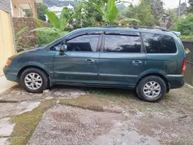 Hyundai Trajet 2002 Bensin