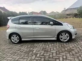 Jazz rs manual 2009 plat aa kab