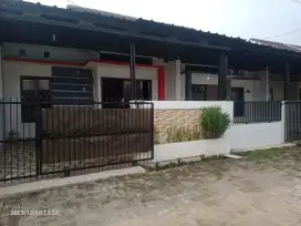 Di Sewakan Rumah Lokasi Strategis
