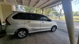 Avanza Veloz 1.5 matic 2012