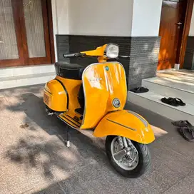 VESPA SPRINT 1974 ISTIMEWA PLAT D