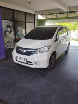 Honda Freed SD 2013 pemakaian 2014