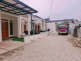 Kanopi baja ringan