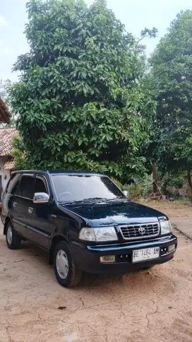 Kijang lgx 1.8 efi tahun 2000 istimewa