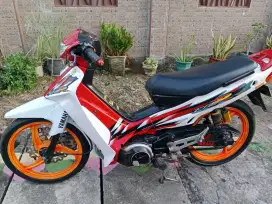 YAMAHA FIZR 2001