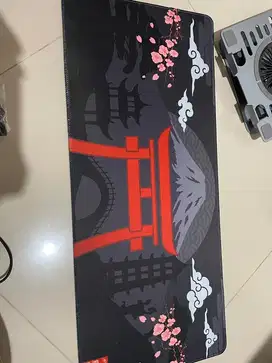 Nego deskmat/mousepad sades tori