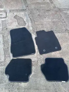 Dijual karpet ori asli oem ford ecosport kaki full bekas murah set